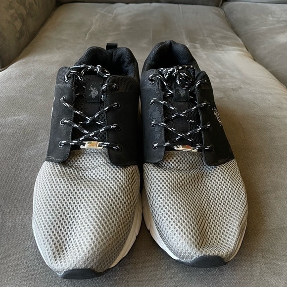 U.S. POLO ASSN Lightweight Running Shoes - Picture 3 of 8